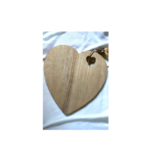 Tabla de cortar de madera de acacia con mango para cocina Tabla de cortar de madera para queso Frutas para forma de corazón - Product Image 1
