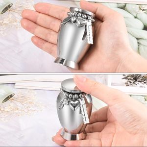 Urnes de papa coeur en argent pour cendres humaines Urnes de souvenir avec breloque en croix Mini urnes de crémation pour cendres en acier inoxydable Taille personnalisée - Product Image 2