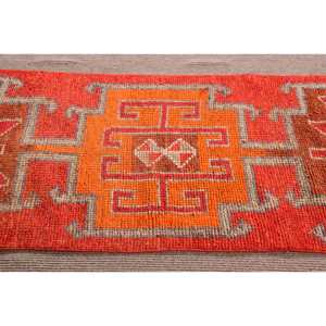 2.4x9.1 ft Turkish Herki Rug, <b>Red</b> Southwestern Vintage <b>Wool</b> Rug - Product Image 4