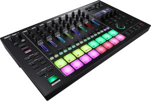 Nouvelle Groovebox portable Roland MC-101 avec sac - Product Image 4