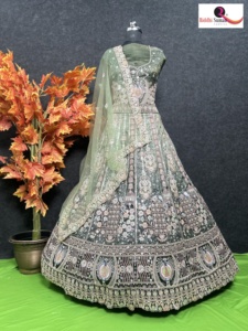 Ensemble de mariée Lehenga Choli brodé pour femme avec Dupatta Ethnic Designer Wedding & Party Wear pour l'été et l'hiver - Product Image 2