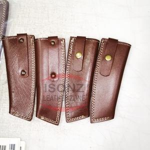 Étui à couteaux personnalisé - Product Image 1