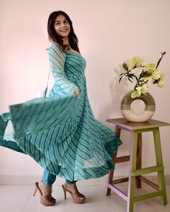Magnifique Look Amazing Color Festival Wear Designer Dernière Top Qualité Tabby Organza Leheriya Imprimé Kurti Pant Et Dupatta - Product Image 5