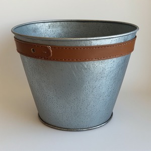 Vintage <b>Galvanised</b> Leather <b>Planter</b> With Polished Metal Base Artisan Handcrafted Offering Stylish Accent For Decorative Interiors - Product Image 3