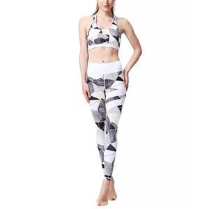Vêtements de sport en gros 2 pièces de haute qualité Gym Fitness ensembles femmes élégant Yoga manches longues sport actif soutien-gorge Leggings ensemble - Product Image 1