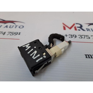 ช่องต่อ AUX/USB สำหรับ BMW ซีรีส์ 3 E92 คูเป้ 9129651-02 (06>10) - Product Image 4