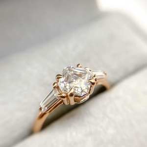 แหวนหมั้นเพชรโมอิสตัด6มม. | หินข้างแบบบาแกตต์เรียว | เครื่องประดับเจ้าสาวสีทองเงิน - Product Image 5