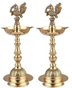 Grande lanterne traditionnelle en laiton Joti Diya pour Diwali Decor Lampe Akhand Diya pour la maison Temple Spiritual Lighting Pooja Decor Item - Product Image 1