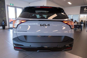 Kia Sportage HEV GT-Line 2025, Automático, Tracción Delantera, Volante a la Derecha - Product Image 3