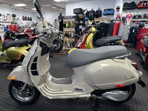 NUOVO Scooter-Motorino <span class=keywords><strong>Vespa</strong></span> <span class=keywords><strong>GTS</strong></span> 310 2026 - Product Image 3