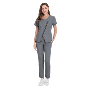 Nouvelle conception de tenue de médecin pour femmes, couleur grise, coupe ajustée, col zippé, vêtements de travail tendance, ensemble de blouses d'infirmière élégantes pour femmes - Product Image 1
