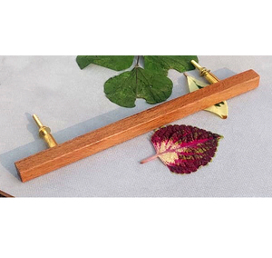 Poignées d'armoire en bois Poignées d'armoire en bois Poignées de tiroir de base en laiton doré pour armoires Armoire Commode - Product Image 1