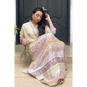 Kaftan bohème long jusqu'au sol avec découpes, robe décontractée respirante pour les vacances - Product Image 4