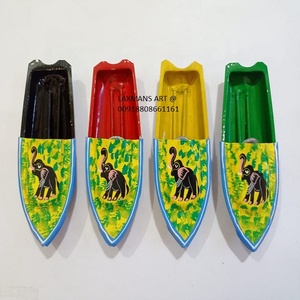 Barcos pop pintados a mano, juguetes de hojalata, barcos, juguetes de hojalata, juguetes de barco de vapor, botes putt, botes Tuk, botes pop DE LA India - Product Image 1