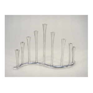 Bougeoir en aluminium Hanukkah Menorah à 9 branches Bougies juives Bâton décoratif Judaica - Product Image 1
