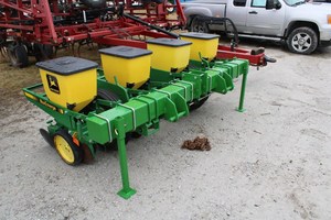 Cultivador Agrícola de Maíz, Sembradora de Maíz de 4 Filas, Sembradora de Fertilizante de Precisión, Bomba de Engranajes para Tractor, Alta Productividad - Product Image 6