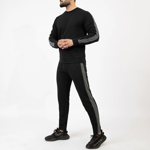 ชุดวอร์มผ้าบางสำหรับผู้ชายผ้าไนลอน100% กันน้ำได้ - Product Image 4