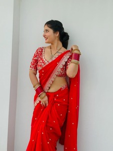 Sari clásico de georgette para fiesta nupcial con blusa exclusiva con bordados, ropa étnica india para bodas y festivales para mujer. - Product Image 2