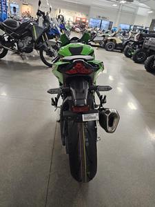 Oferta Increíble: Motocicleta Deportiva Ninjas ZX10R KRTs Editions 2026 (ABS) con 3 Años de Garantía - Lista para Enviar - Product Image 4