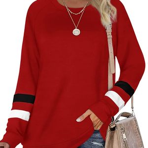 Sweat-shirt confortable pour femme avec coupe décontractée surdimensionnée parfait pour la superposition et les tenues décontractées inspirées du streetwear - Product Image 4