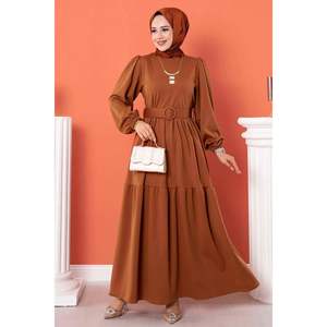 Vestido Hijab largo con cinturón tostado Accesorio de ropa musulmana tradicional - Product Image 4