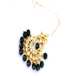 Ensemble de bijoux fins bohèmes en Kundan vert, plaqué or 18 carats, collier, boucles d'oreilles, Maang Tikka pour les mariages - Product Image 5