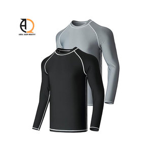 Rash Guard pour hommes adultes, manches longues, respirant et à séchage rapide, tailles personnalisables - Product Image 1