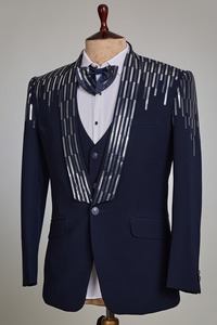 Manteau d'hiver de haute qualité, neuf, tendance 2024, pour femmes, fait main, avec perles, imprimé jacquard écologique, boutons recouverts - Product Image 2