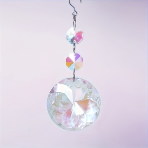 Deux treillis végétaux en EVA doré avec un pendentif en cristal - pour décorer les jardins intérieurs ou extérieurs - Product Image 4