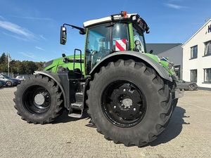 Tracteur agricole Fendt haute performance et économe en carburant, composants principaux : moteur, boîte de vitesses, roulements - Product Image 2