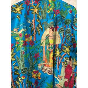 Vintagista para Frida Kahlo: Bata de algodón con estampado floral, suave, con cordón de ajuste y logotipo personalizado, ideal para el hogar y la noche. - Product Image 5
