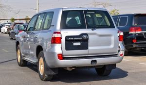 ใช้ราคาถูกไปยัง Yota Land crriuser 4.OL V6 2021 - Product Image 3