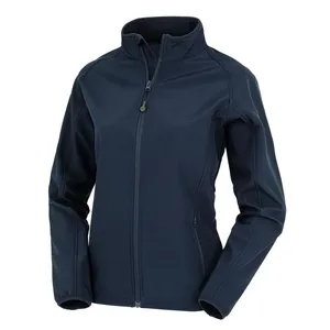Veste softshell recyclée pour femme, équipement de randonnée durable et sac étanche, vêtements d'aventure en plein air écologiques - Product Image 5