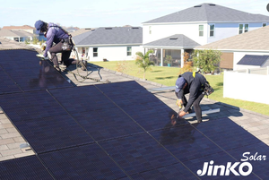 Jinko LONGI TUV Indice de brouillard salin CorrosionIEC 61701 Panneaux solaires 410W 420W 450W 460W 490W Panneau solaire à cadre noir pour une utilisation sur une <span class=keywords><strong>île</strong></span> - Product Image 5