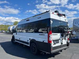 MINT 2027 WINNEBAGO TRAVATO 59K-TWIN <b>BEDS</b> - Twin <b>Beds</b>/Generator - Product Image 2