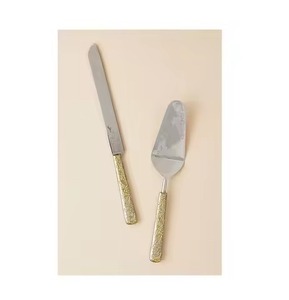 Ensemble en acier inoxydable et couteau à gâteau et serveur avec mat poli pour servir des gâteaux de haute qualité - Product Image 2