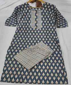 ชุดสูทยาวผ้ากำมะหยี่สีดำเข้มของผู้หญิงมุสลิมเสื้อผ้าอิสลามชุดคลุมสนามหญ้าเย็บติดสำหรับงานแต่งงานชุดแฟชั่น - Product Image 3