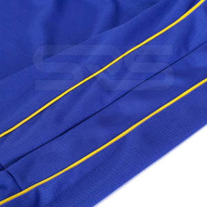 Uniforme de baloncesto cómodo de alta calidad con logotipo personalizado El mejor uniforme de baloncesto de tela suave - Product Image 5