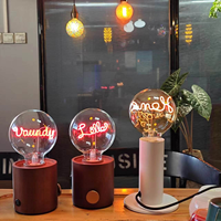 Ampoule LED E40 Base A68 Type Edison Cœur Amour Arc-en-ciel Alimentée par Courant Alternatif et Batterie Rechargeable Sans Fil USB Ampoule RGB