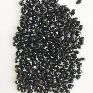 Spinelle noir naturel 3x2MM, coupe poire, pierre précieuse en vrac de la meilleure qualité pour la fabrication de bijoux - Product Image 2