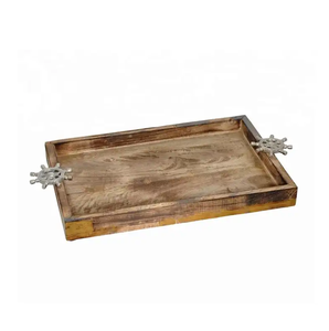 Plateau en bois avec poignée en métal qualité durable pour cuisine et plateau de service de table artisanat naturel de bonne qualité - Product Image 2