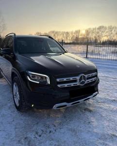 Mercedes Benz GLB 180 limpio y disponible para la venta - Product Image 3