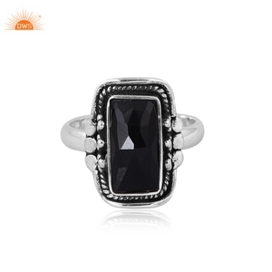 แหวนพลอยโอนิกซ์สีดำธรรมชาติเงินสเตอร์ลิงสำหรับเป็นของขวัญสำหรับคอลเลกชันวินเทจของเธอ - Product Image 3