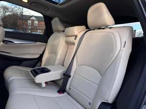 SUV de luxe INFINITI QX50 2021 d'occasion en excellent état - Product Image 2