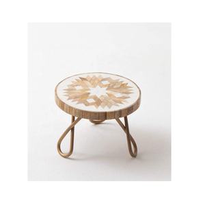 Nouveau support à gâteau rond en bois imprimé avec pieds en métal fabricant grossiste support à gâteau Royal avec couvercle maison et décoration - Product Image 4