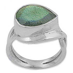 Anillo de Plata 925 con Piedra Verde para Mujer, Joyería de Diseño Vintage, Corte Princesa, Chapado en Oro y Rodio de 18K - Product Image 1