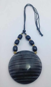 Meilleure vente collier de mode pour femmes corne de buffle naturelle polie avec ambre miel style animal n'importe quelle couleur disponible - Product Image 5