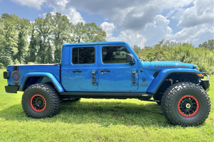 LISTO PARA CONDUCIR - USADO, VOLANTE A LA IZQUIERDA |   CONDUCCIÓN DERECHA |   JEEP GLADIATOR RUBICON AMW 707 2021 con Motor HELLCAT - Product Image 3