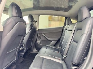 รถยนต์รุ่นใหม่ปี 2024 SLA Model Y AWD พวงมาลัยซ้าย เบาะหนังอุ่นได้ สตาร์ทเครื่องด้วยรีโมท กล้องมองหลัง มาตรฐานยูโร 4 หน้าจอสัมผัส พร้อมเข้าใช้งาน - Product Image 1