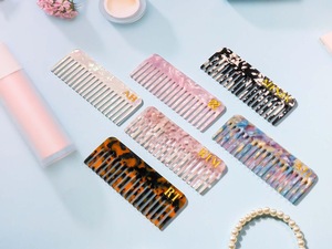 Peigne en résine professionnel pour coiffeur, peigne à cheveux pour salon de coiffure, matériau en résine de haute qualité - Product Image 3